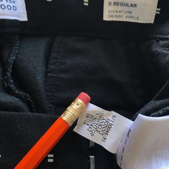 GAP Signature Skinny Ankle Pant, Black Geo Print - Picture 11 of 14